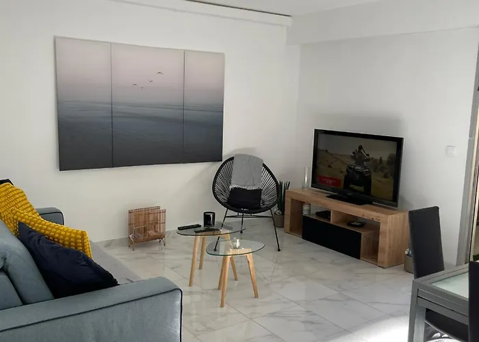 Superbe Appartement Carre Delfino Port De Nice